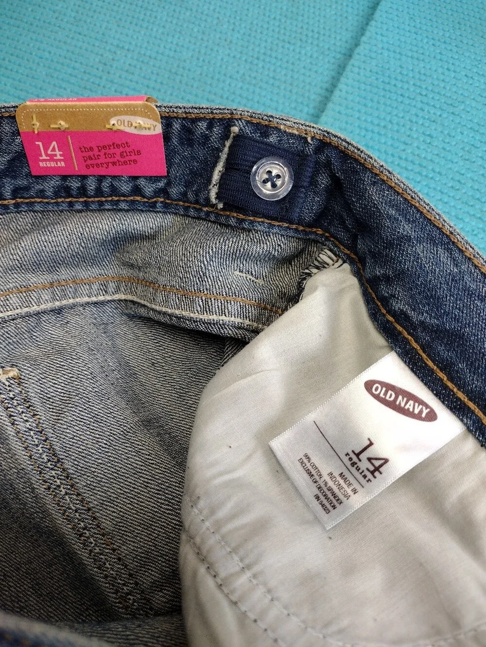 NWT Old Navy Girls Flare Stretch Jeans Adjustable - 14